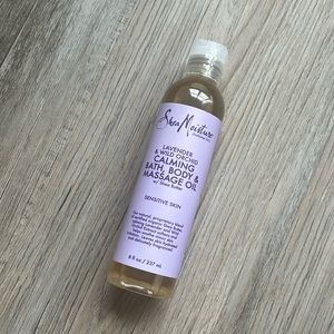 NWT Shea Moisture Bath/ Body/ Massage oil - calming lavender